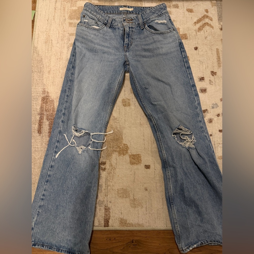 Levi Superlow size 29 Blue Distressed Women’s Jeans